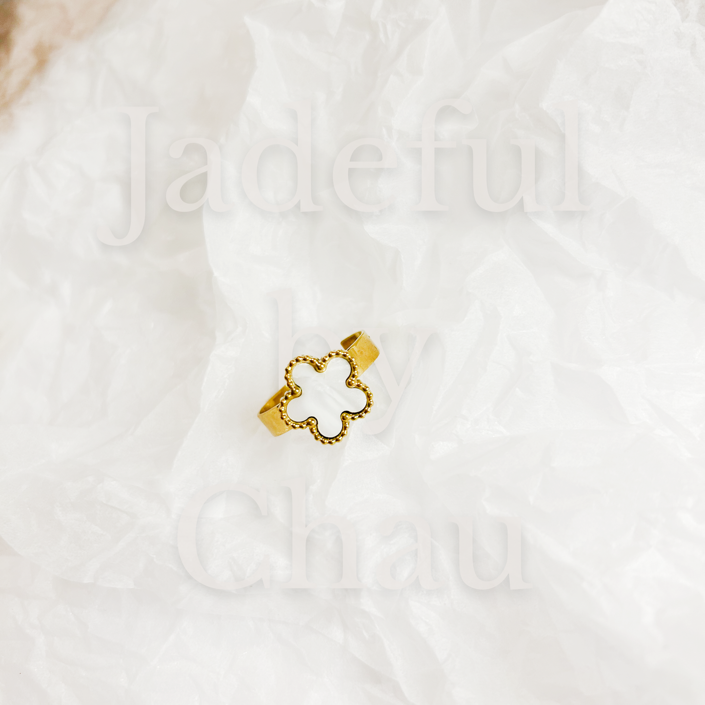 BLOOM Ring – Perlmuttweiss