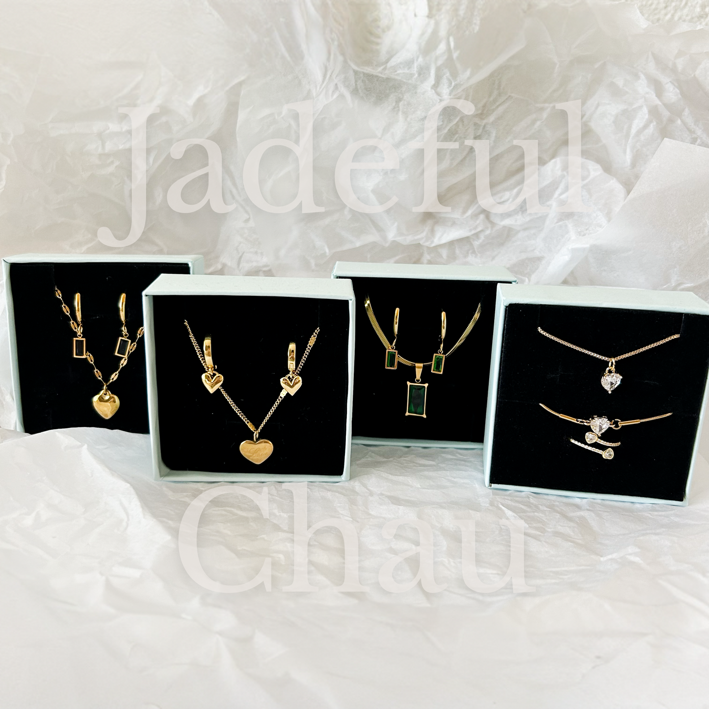 LOVE Schmuck Set – Gold