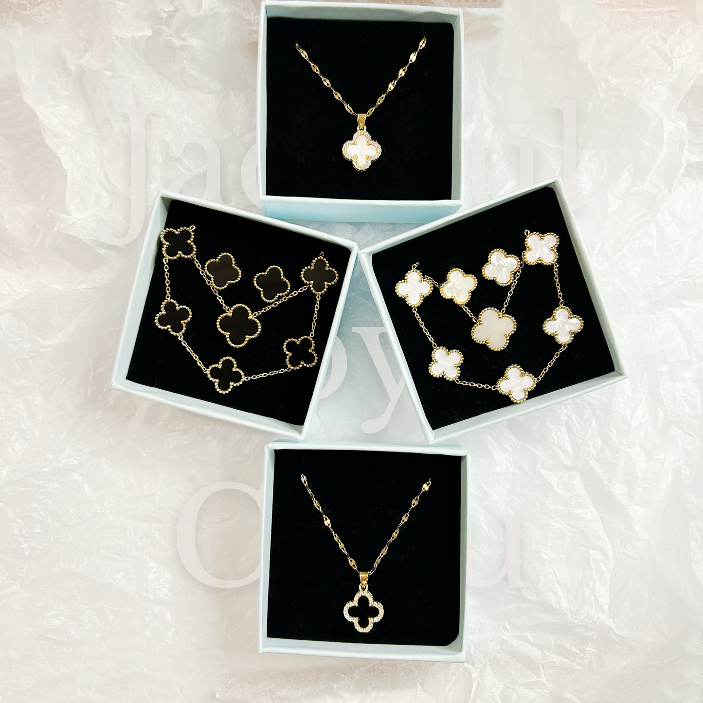 CLOVER Necklace – Mother-of-Pearl White