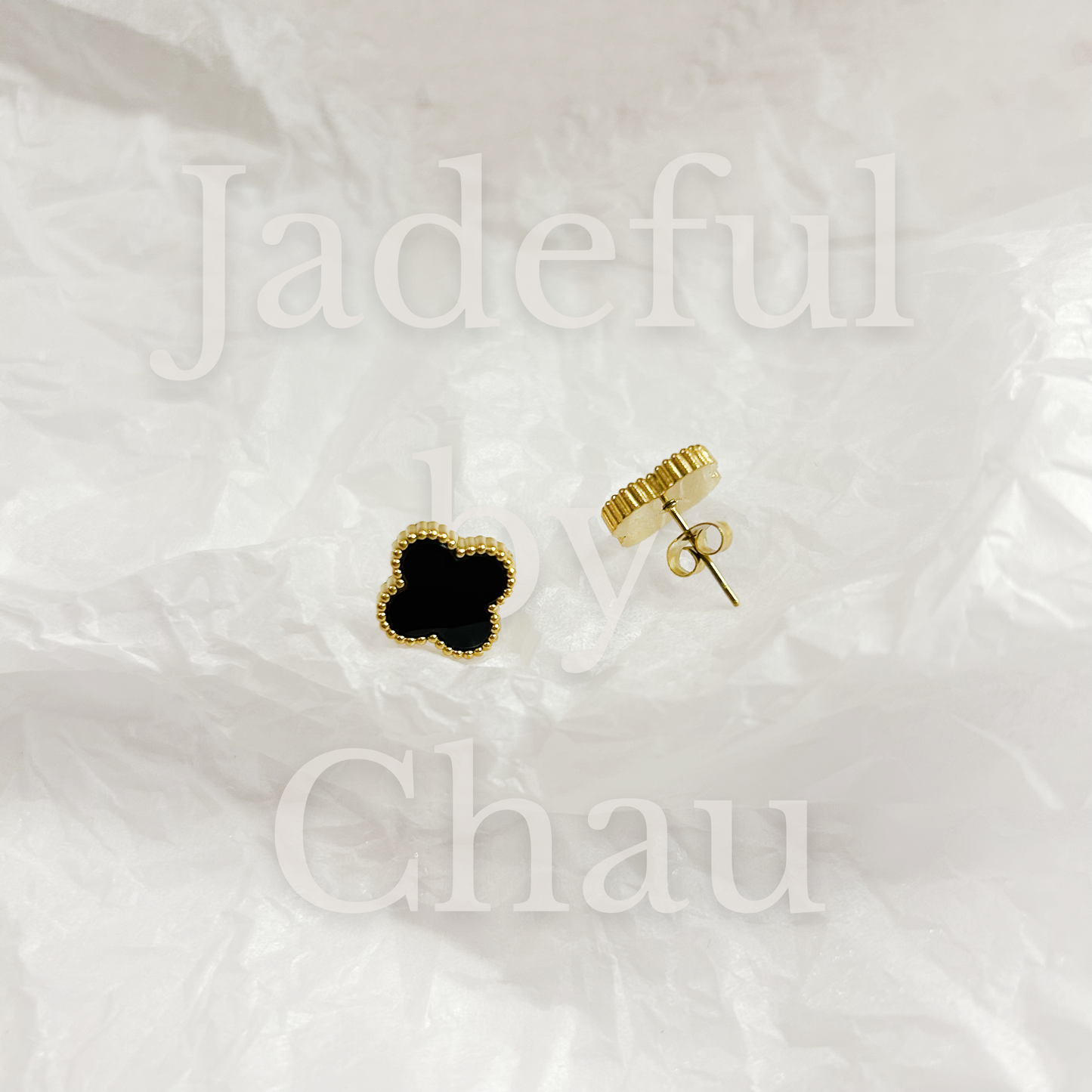 CLOVER stud earrings – Black