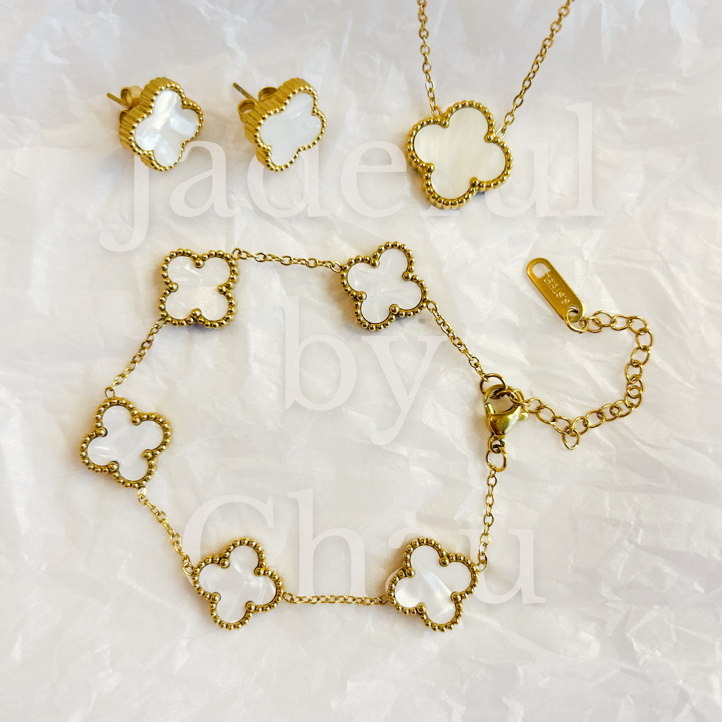 CLOVER jewelry set – mother-of-pearl white