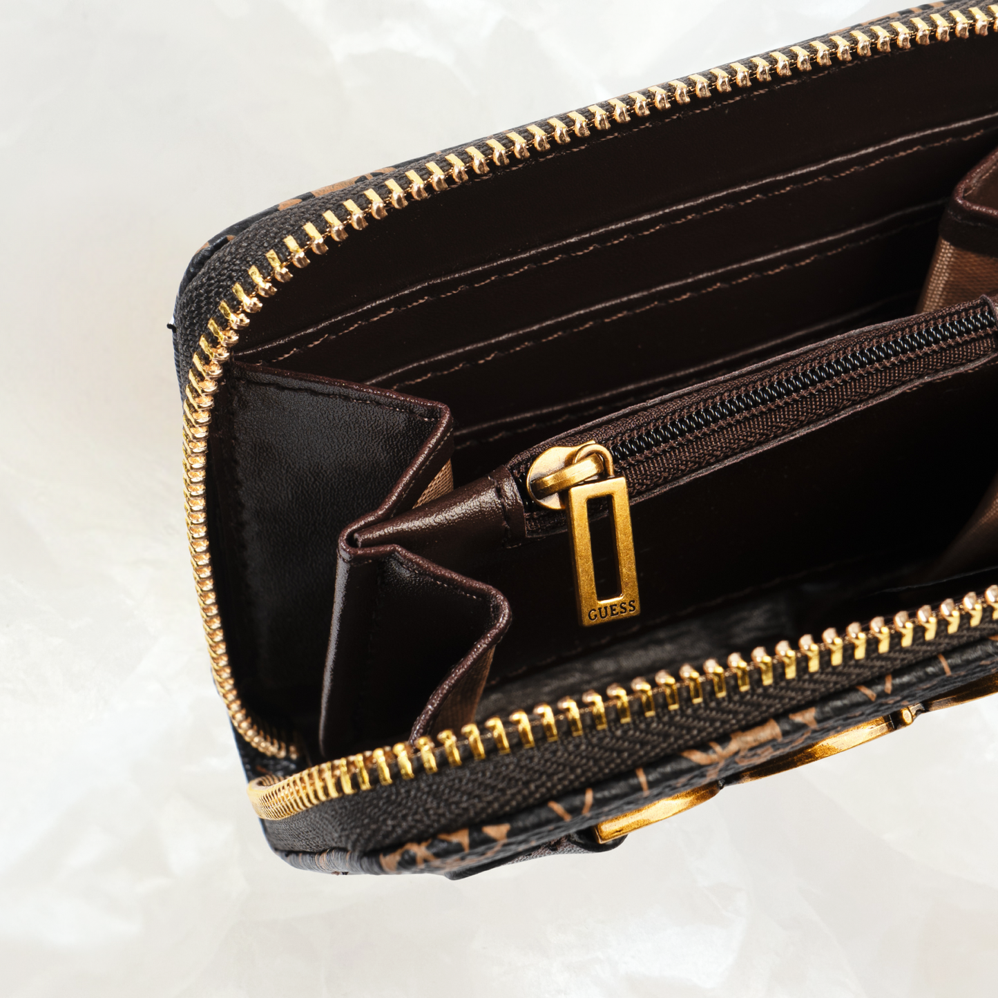 GUESS Dagan Portemonnaie Geldbörse SMALL – mocha brown braun