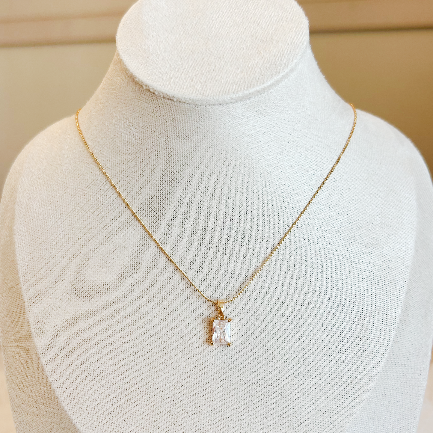 GLACIER Necklace – Gold