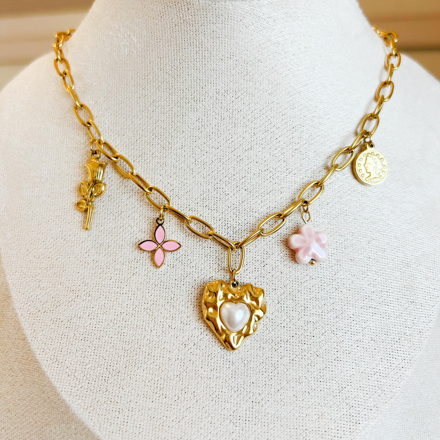 ROYAL GARDEN Charm Halskette – Gold