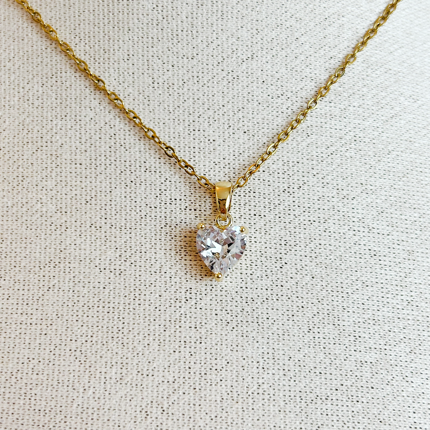 RADIANT HEART Necklace – Gold