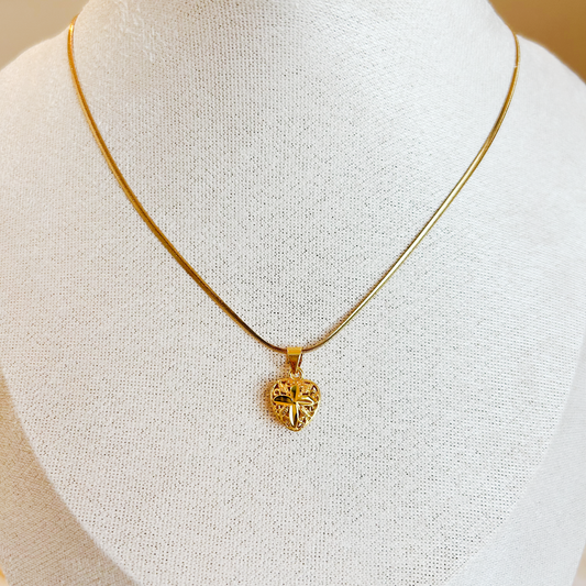 ARTISAN HEART Necklace – Gold 