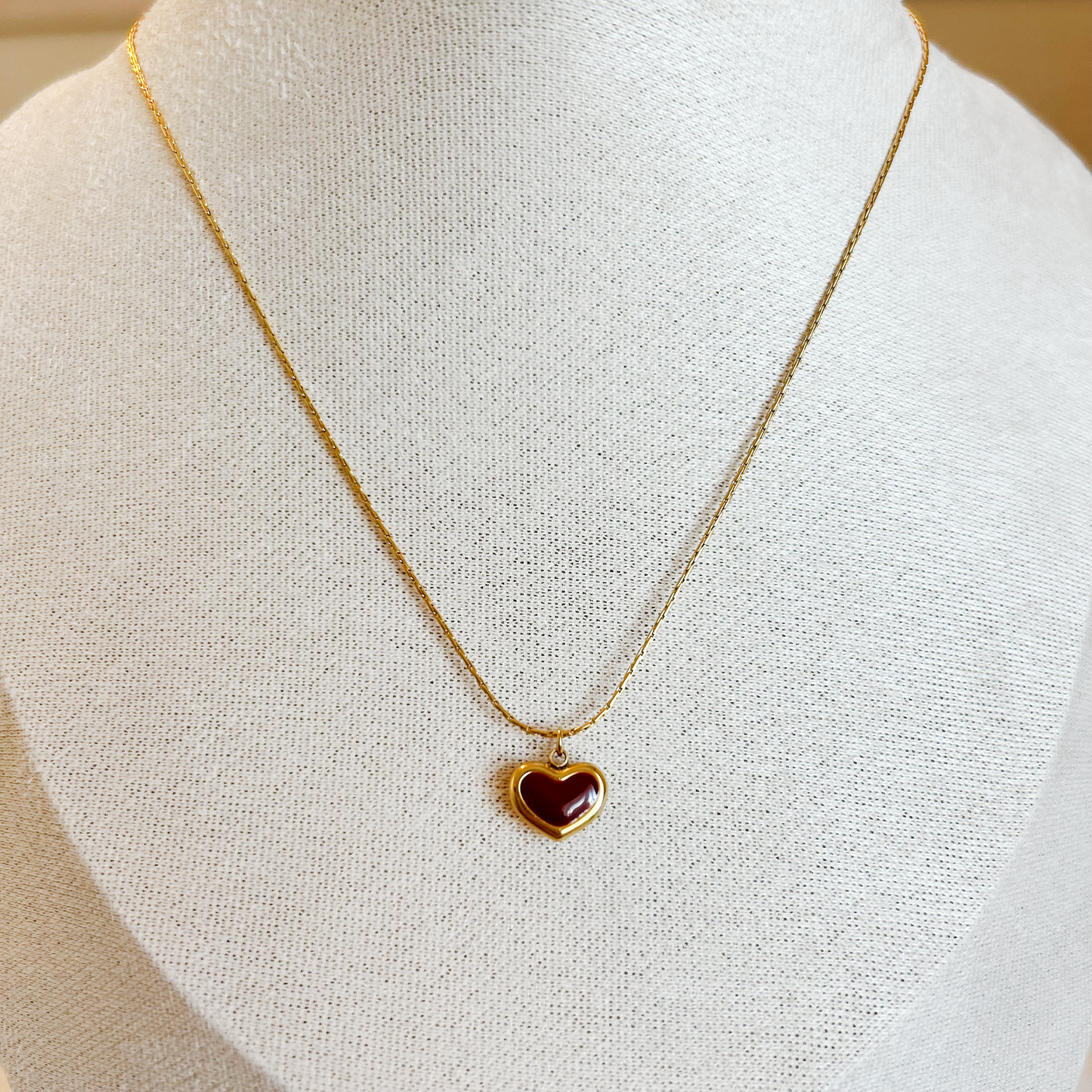 VELVET HEART Necklace – Gold