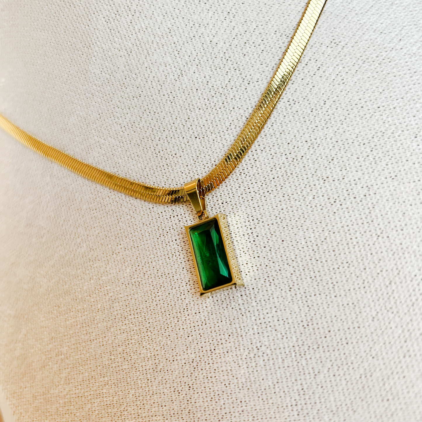 EMERALD Necklace – Gold