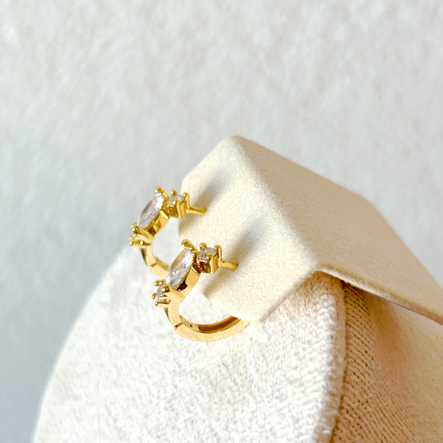 TRILOGY Ohrringe – Gold