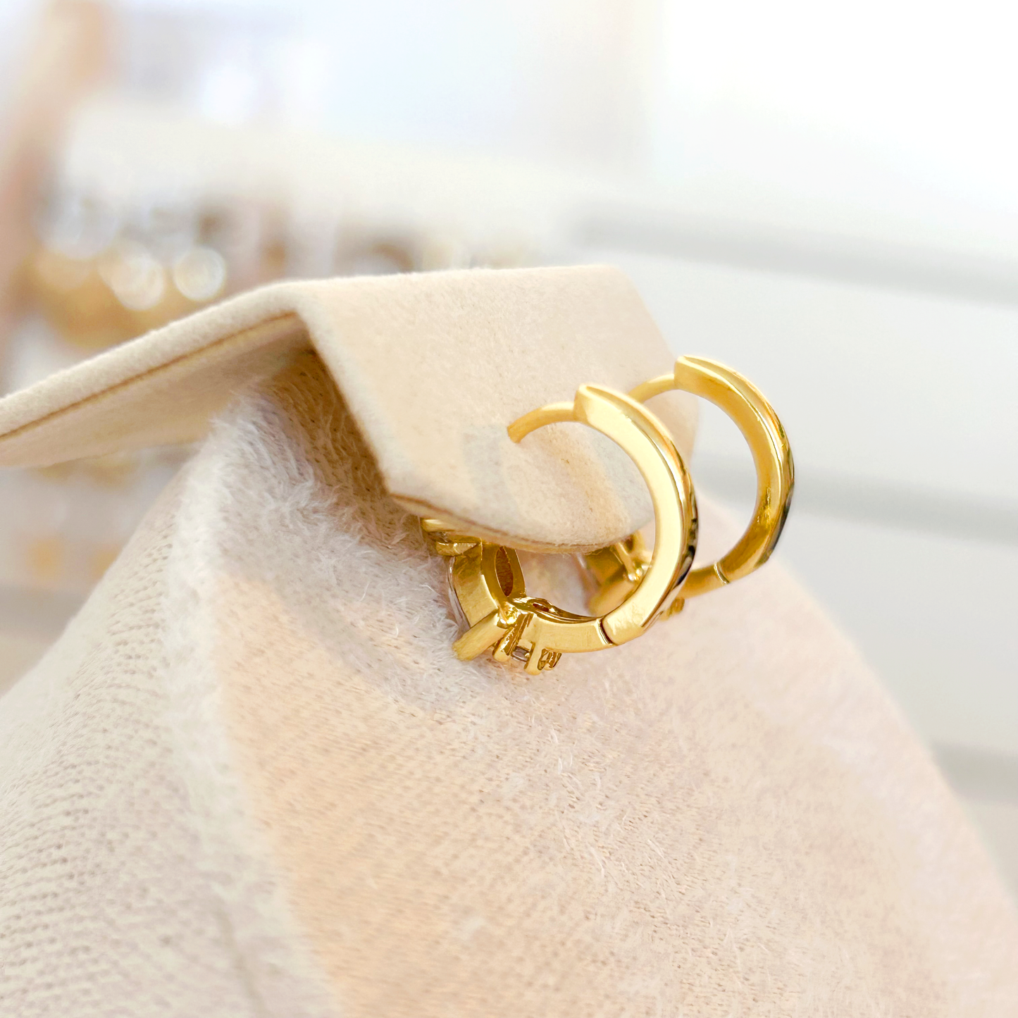 TRILOGY Ohrringe – Gold