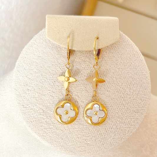 FLEUR NACRÉ Ohrringe – Gold