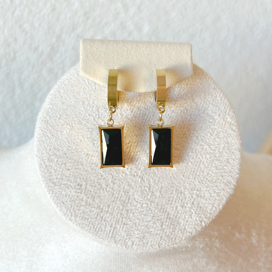 ONYX Earrings – Gold 