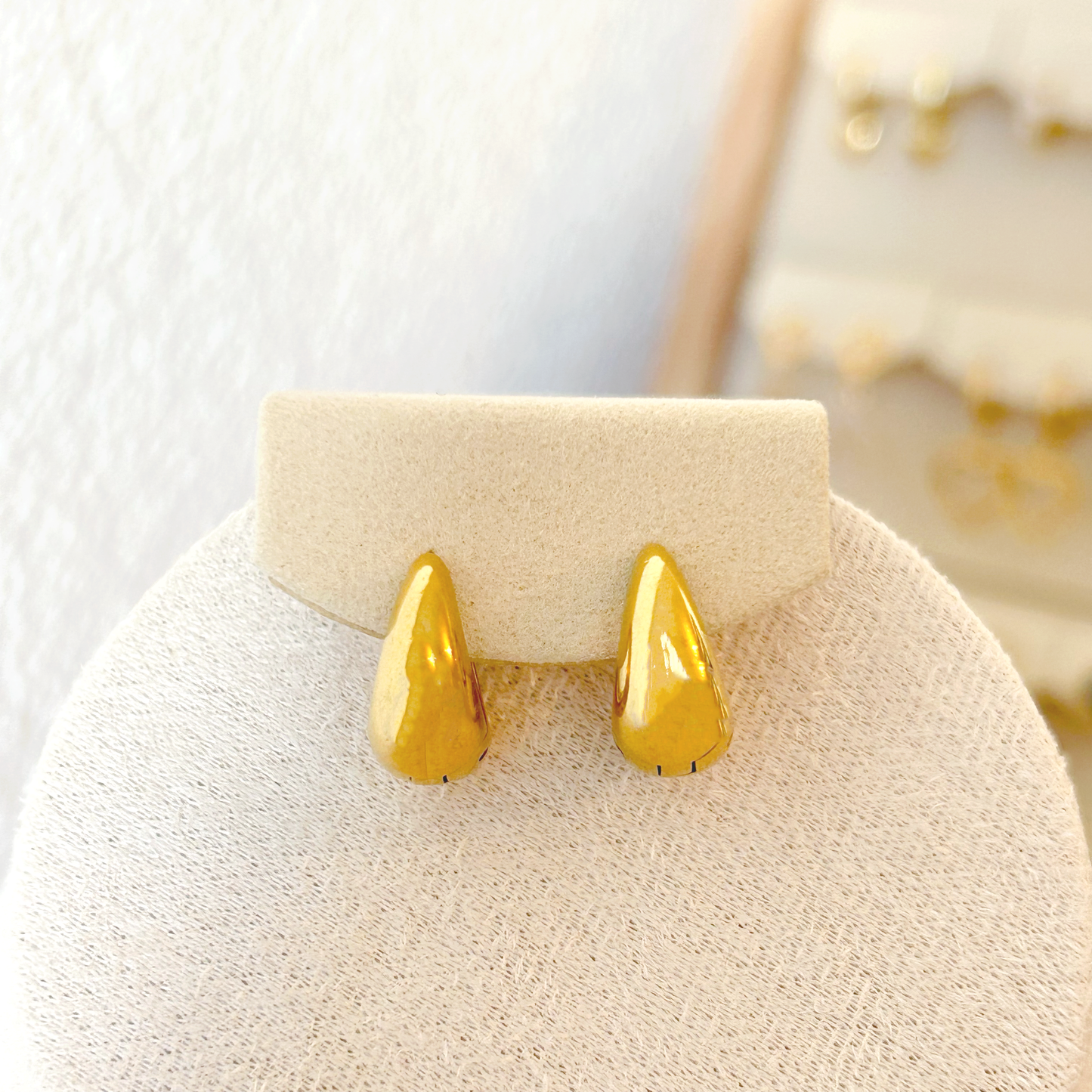 ÉLAN Earrings – Gold 