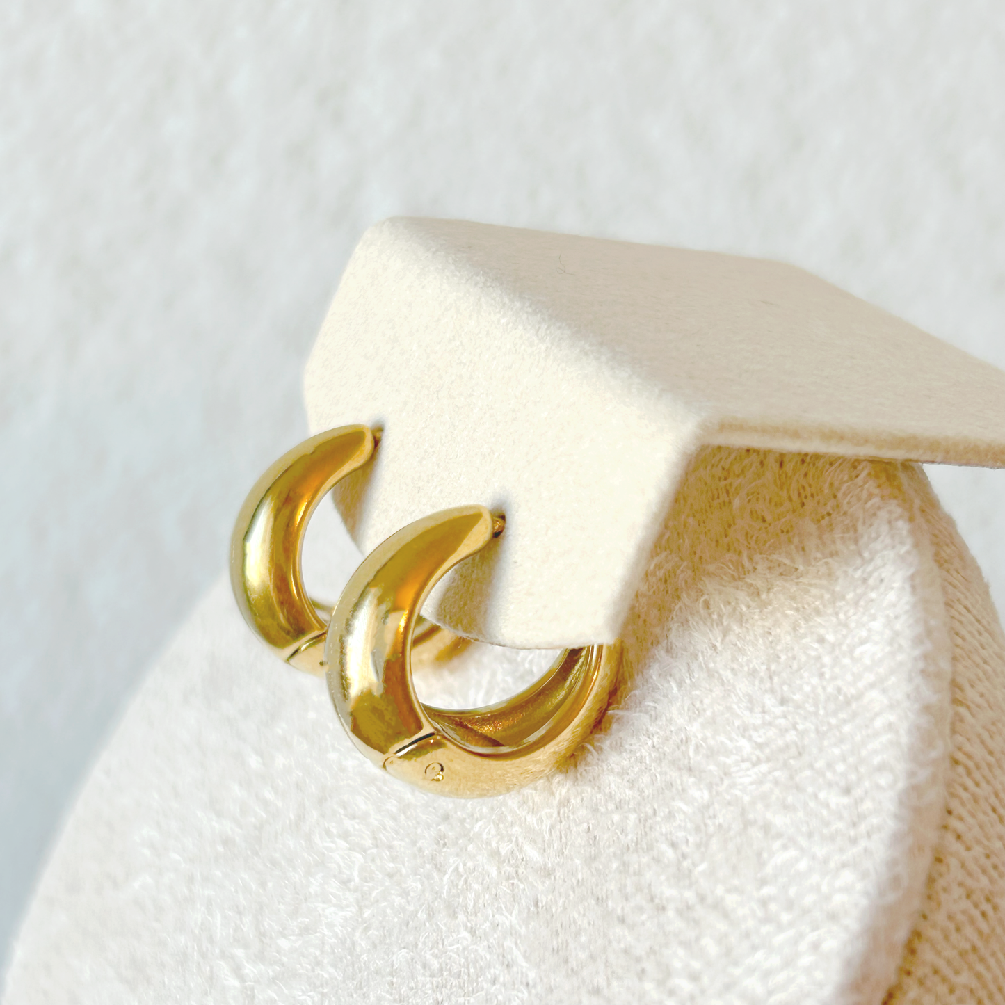 ÉLAN Earrings – Gold 