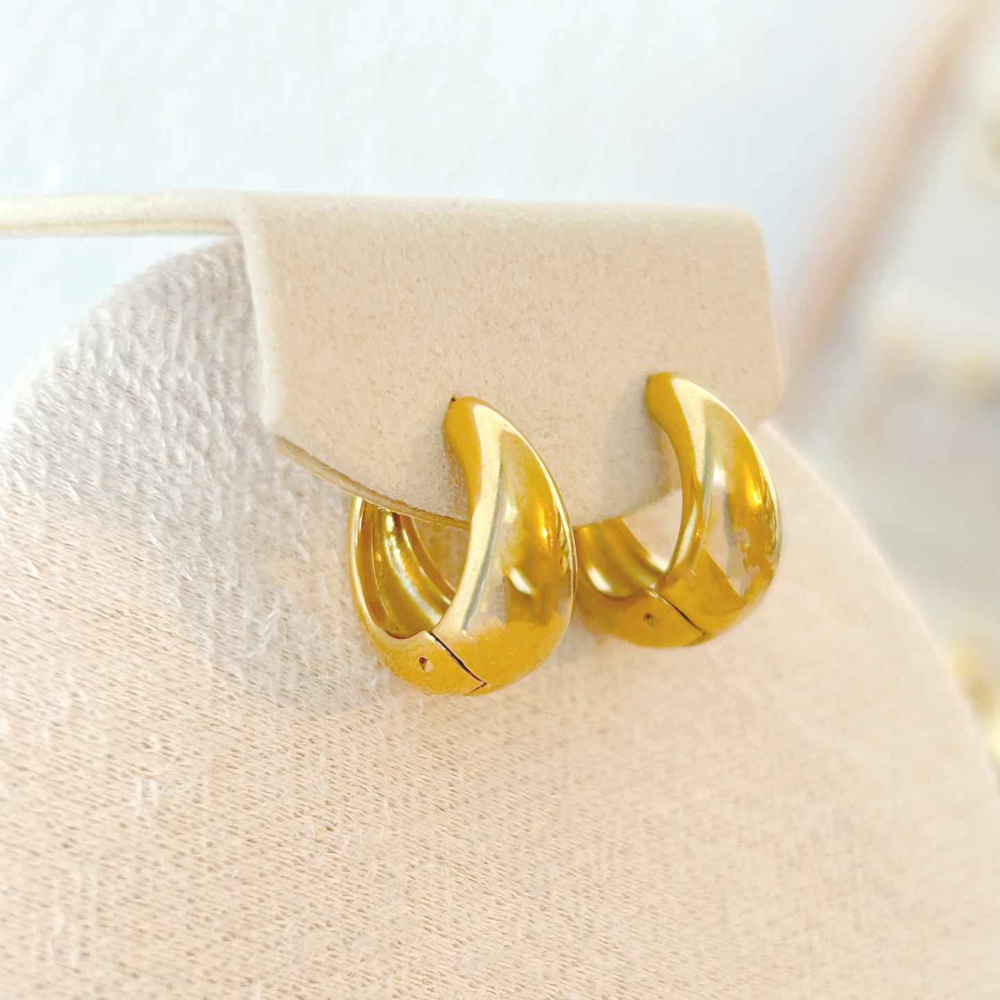 ÉLAN Earrings – Gold 