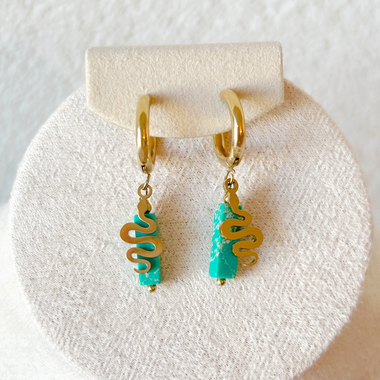 SNAKE Earrings – Gold