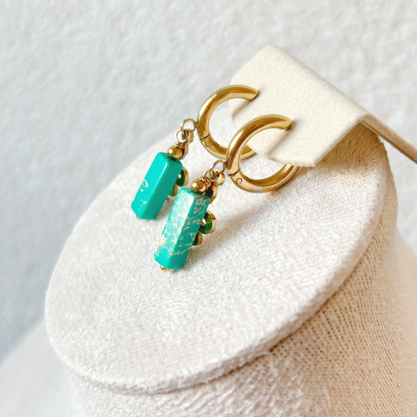 SNAKE Earrings – Gold