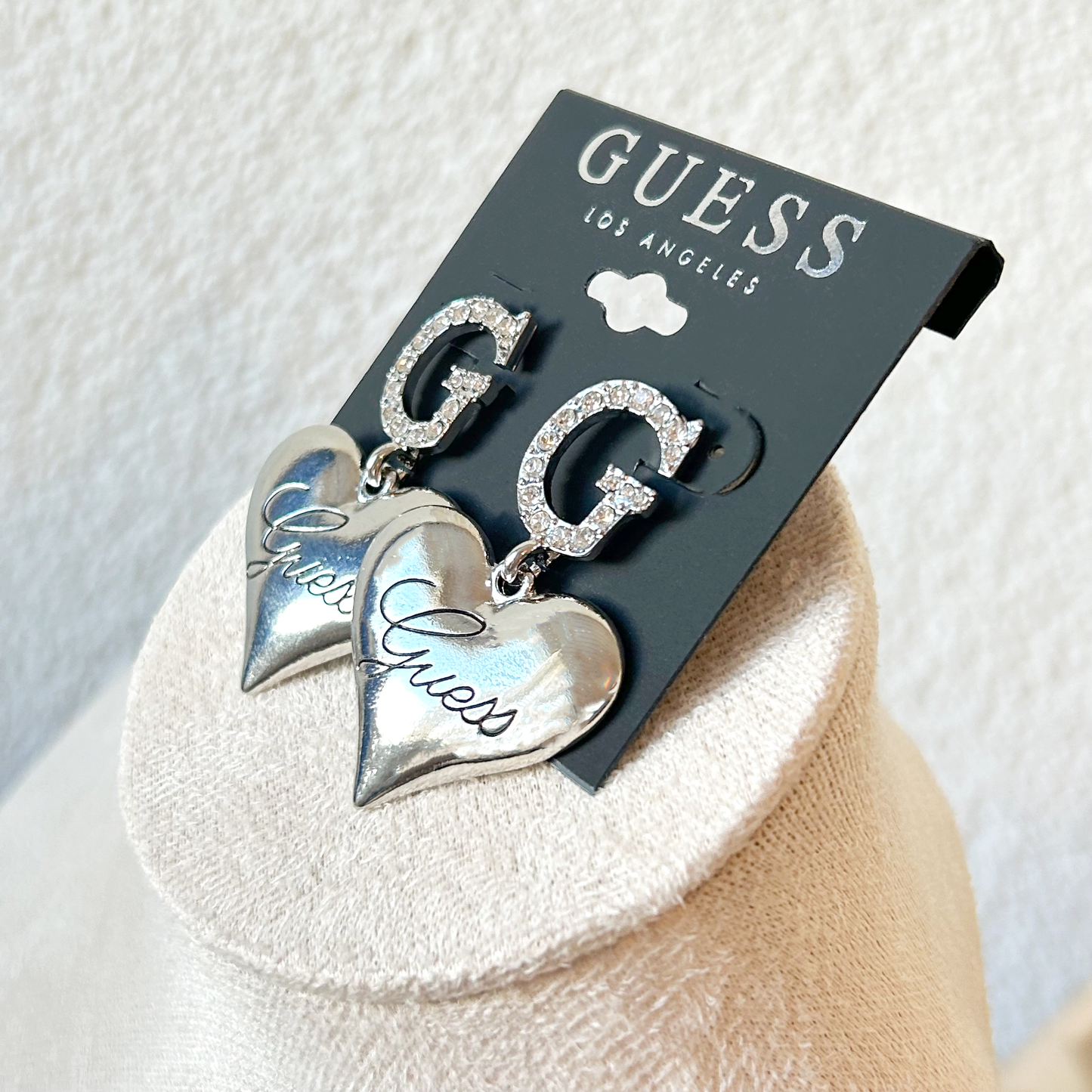 GUESS Heart Earrings – Silver 
