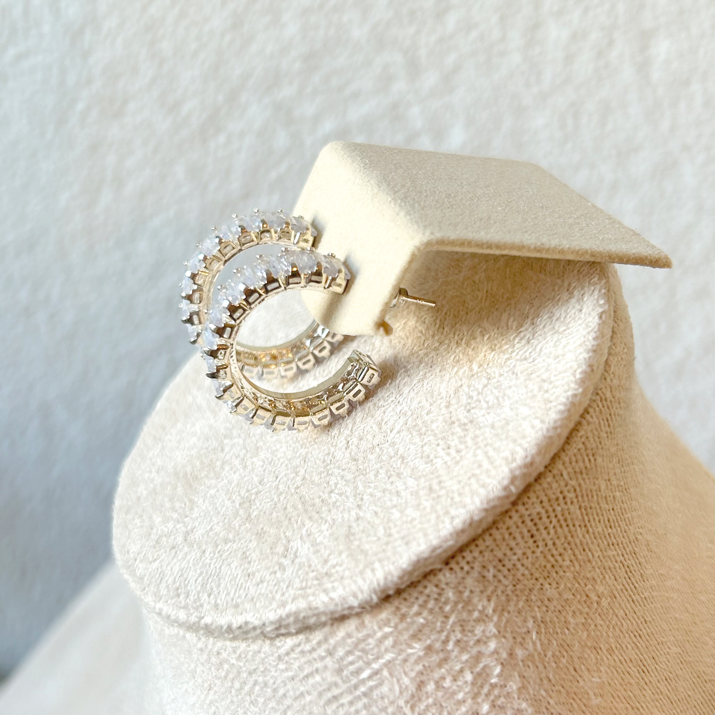 GLITTERING Hoops – Silver 