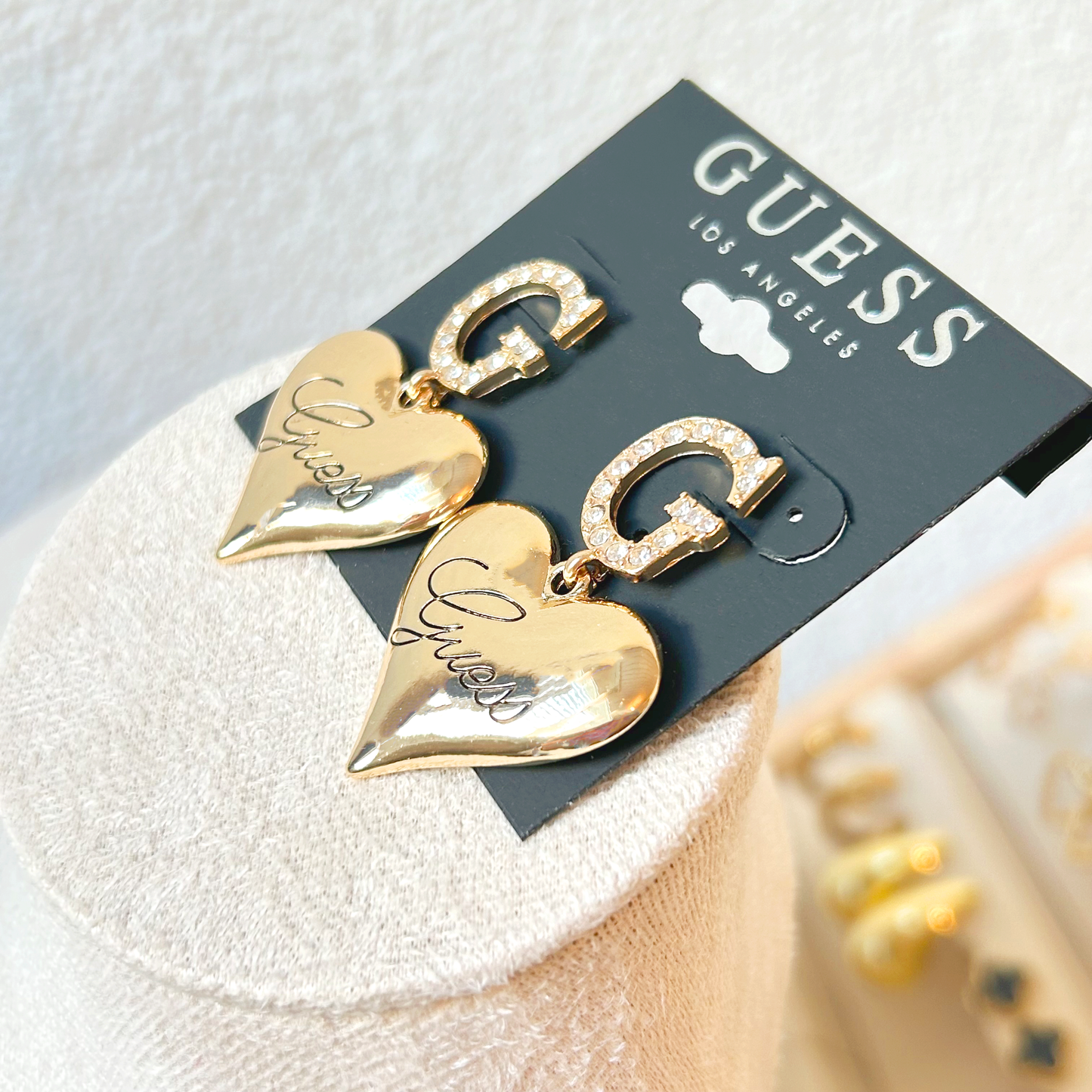 GUESS Heart Earrings – Gold