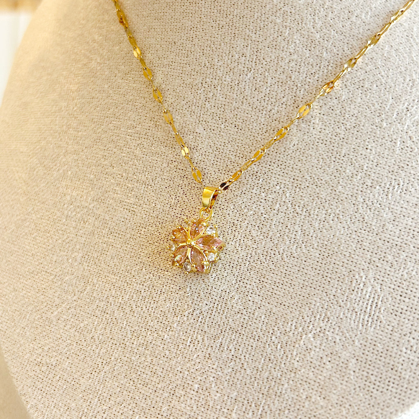 CHERRY BLOSSOM Necklace – Gold 