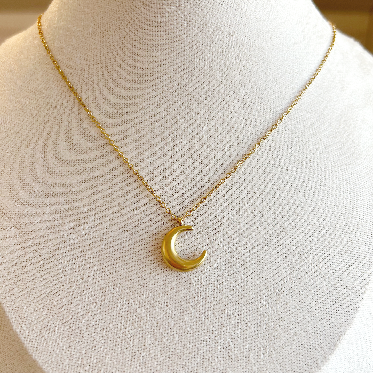 LUNA Necklace – Gold 