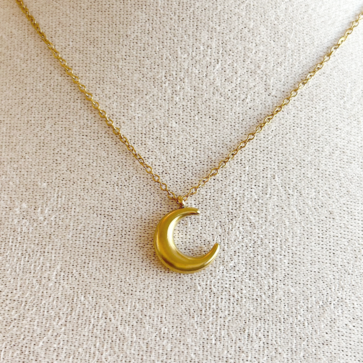 LUNA Necklace – Gold 