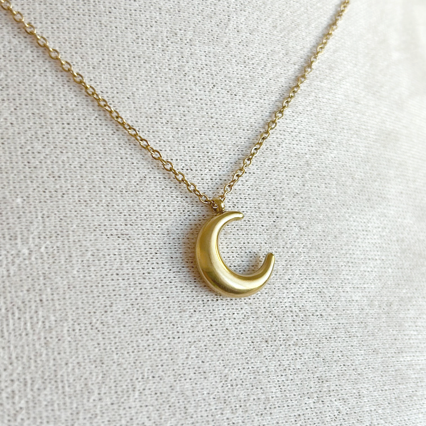 LUNA Necklace – Gold 