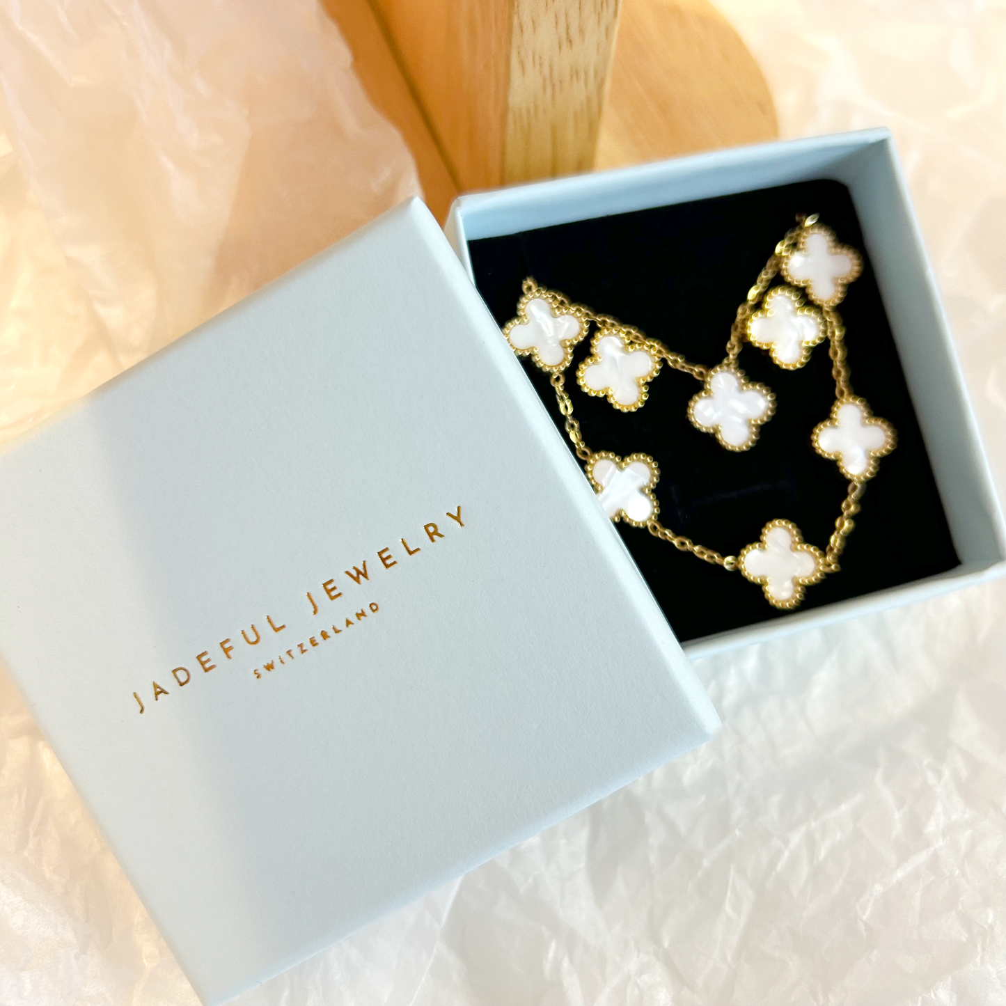 CLOVER jewelry set – mother-of-pearl white