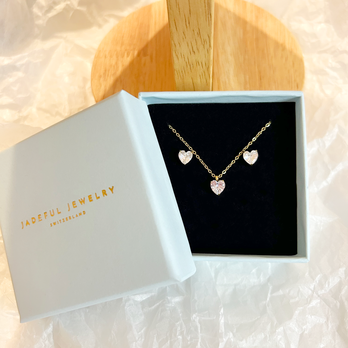 RADIANT HEART jewelry set – gold 