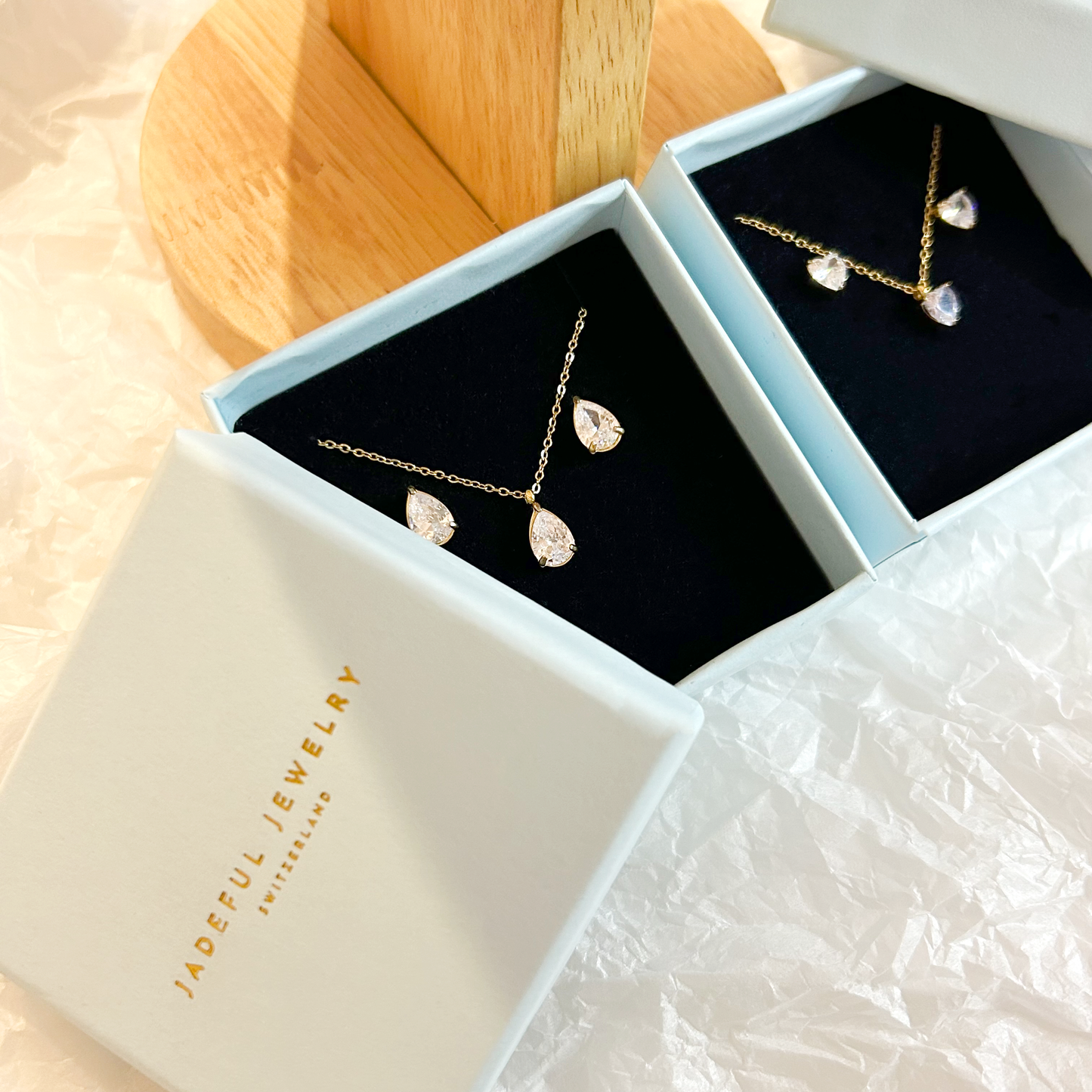 RADIANT DROP jewelry set – gold